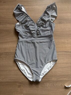 Aava Striped Ruffle One-Piece Swimsuit - Navy & White